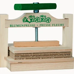 Waschbär Große Blumenpresse für Kinder. New