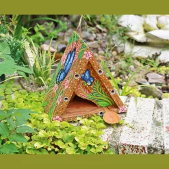 Waschbär Schmetterlingshaus und Futterplatz.