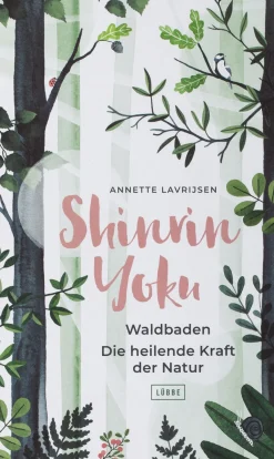 Waschbär Shinrin Yoku. Waldbaden. Die heilende Kraft der Natur. Hot